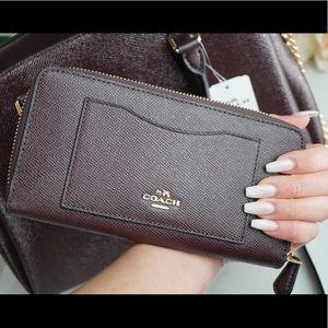 Coach wallet brown coffee dark gold zipper oxblood